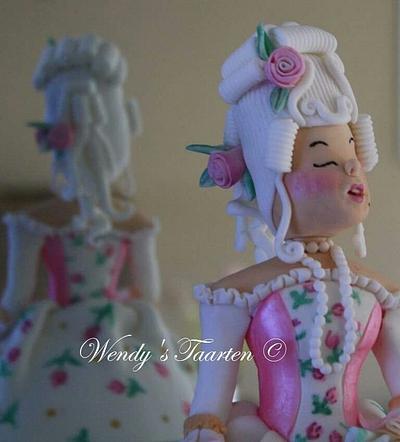 Marie Antoinette  - Cake by Wendy Schlagwein