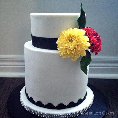 Dahlia Cake - Cake by Heidi