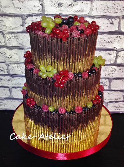 Wedding cake with berries and chocolate pencils. - Cake by Ella