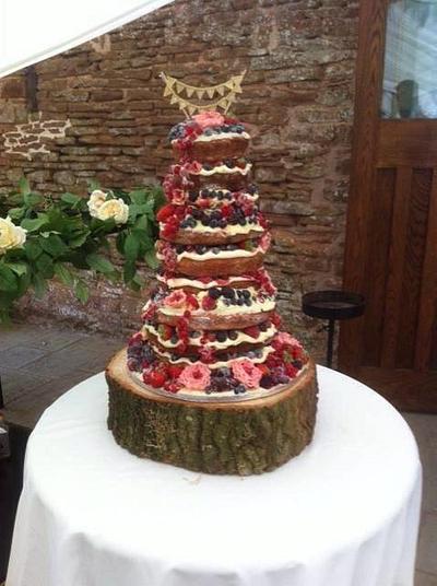 Naked Wedding Cake - Cake by Beth Evans