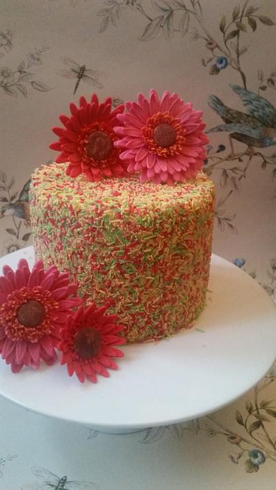flower power of sprinkles - Cake by Yona 