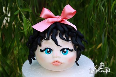 Cute little girl - Cake by Tortolandija