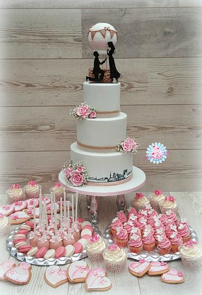 Hot Airballoon weddingcake - Cake by Sam & Nel's Taarten