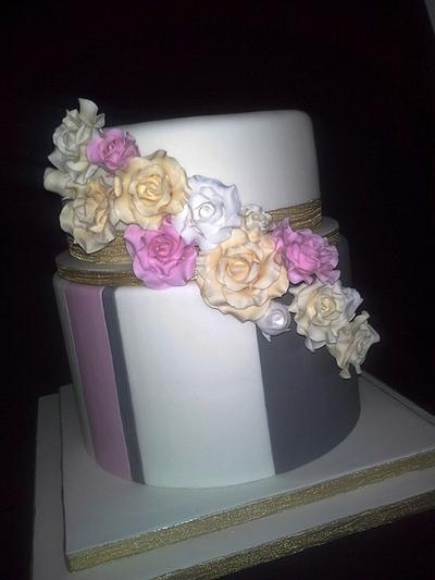 Something a little different. - Cake by Fiona Williamson