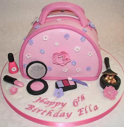 Make-up and handbag cake - Cake by Tracy's Cake Chic