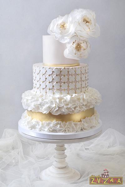 Modern Ruffle Wedding Cake - Cake by Nasa Mala Zavrzlama