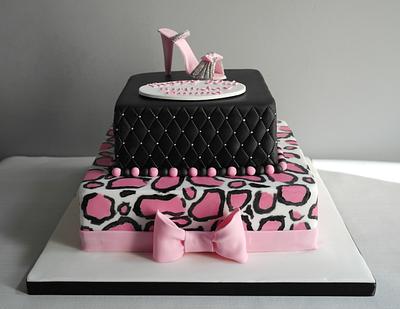 30th Birthday Cake - Cake by BluebirdsBakehouse