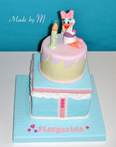 Daisy's Surprise Cake - Cake by Made by M