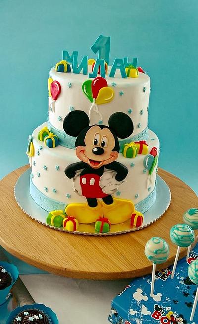 Mickey Mouse  - Cake by Fondantfantasy