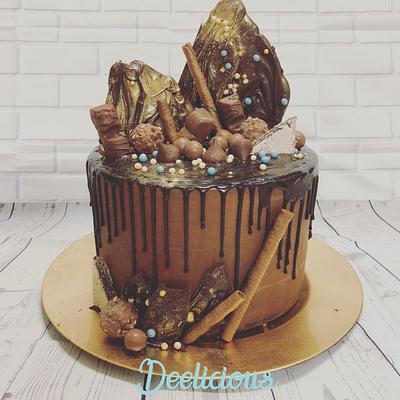 Chocolate Drip cake  - Cake by deelicious