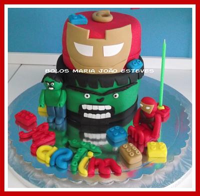 Super heróis  - Cake by esteves