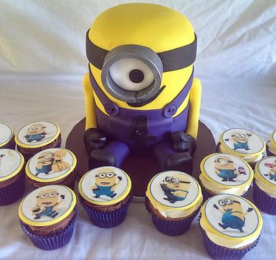 Minion cake No:2 and cupcakes - Cake by Tracycakescreations