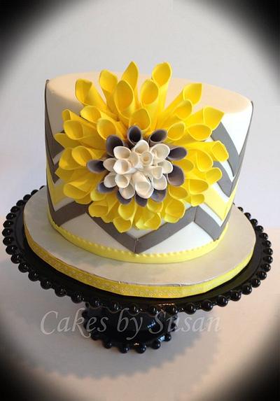 Gray and yellow chevrons - Cake by Skmaestas