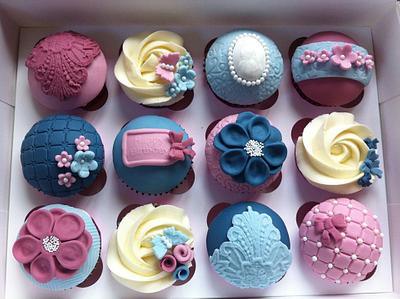 Vintage Style Cupcakes - Cake by Natalie's Cakes & Bakes