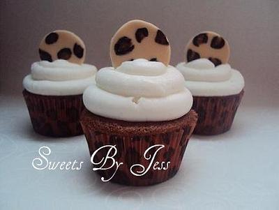 Leopard cupcakes - Cake by Jess B