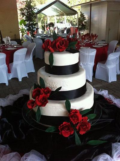 wedding cake  - Cake by Sheila Americano Musa 