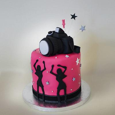 Photo Girly Cake - Cake by Une Fille en Cuisine