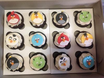 Angry birds - Cake by Chantelle's Cake Creations