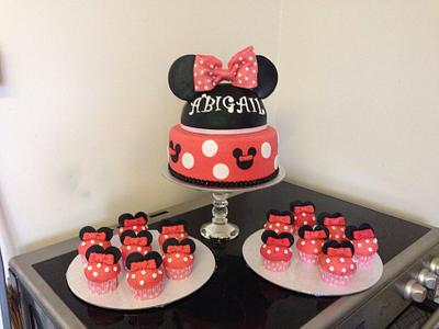 Minnie Mouse cake - Cake by Lisa