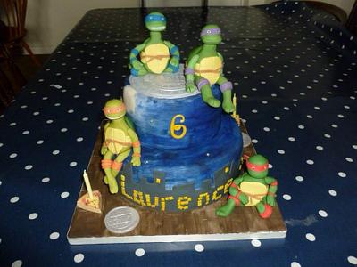 Ninja turtles - Cake by Katrinaskakes