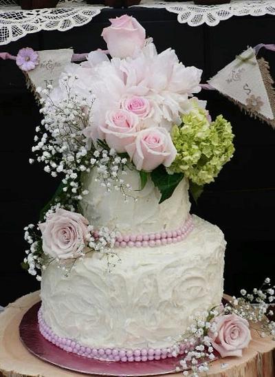 Fresh Flower Wedding - Cake by Kendra's Country Bakery