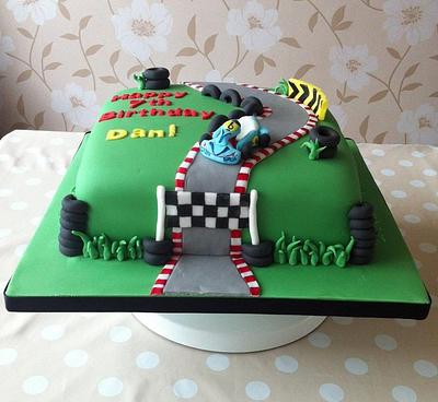 Racetrack cake - Cake by Carrie