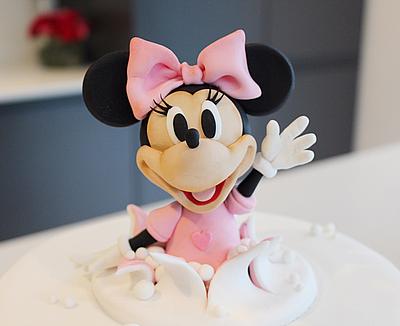 Minnie mouse - Cake by Elaine Boyle....bakemehappy.ie