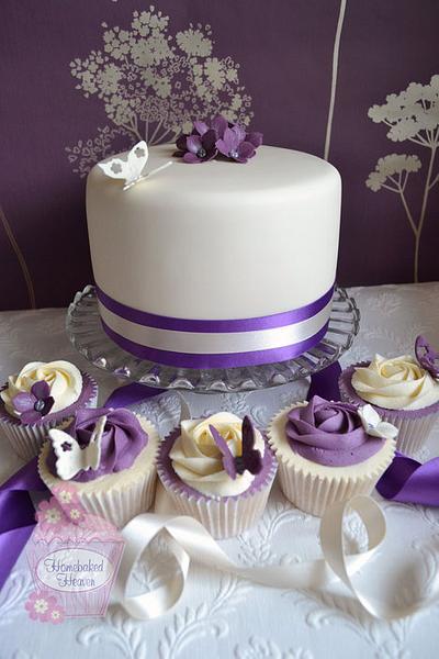 Purple & ivory - Cake by Amanda Earl Cake Design