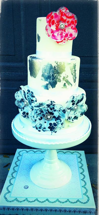Romance - Cake by Danijela Lilchickcupcakes