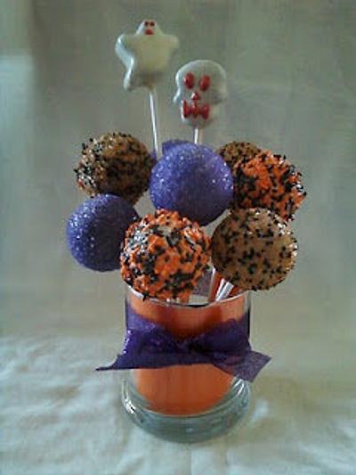 Halloween Cake Pops  - Cake by Hilda