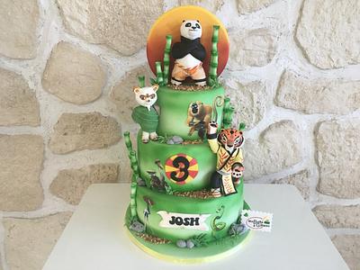 Kung-fu Panda Cake - Cake by Alexandra Smadja (Ma Boîte à Gâteau)