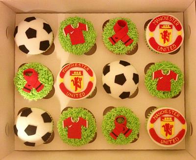Man United birthday cupcakes - Cake by Daisychain's Cakes