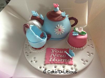 Teapot cake - Cake by Sweet Lakes Cakes