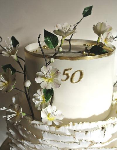 Winter Golden 50th Anniversary - Cake by Carla Jo