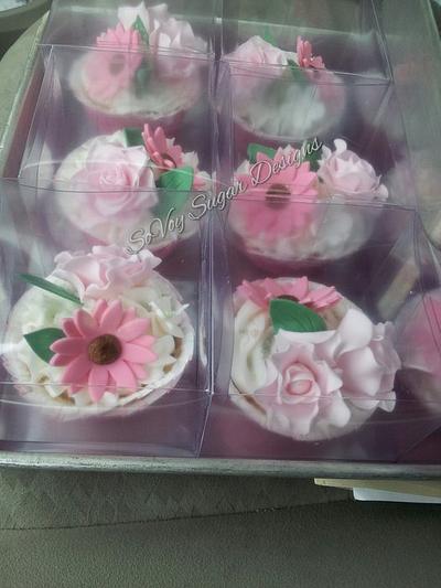 Thank you cupcakes - Cake by Kimberly Washington