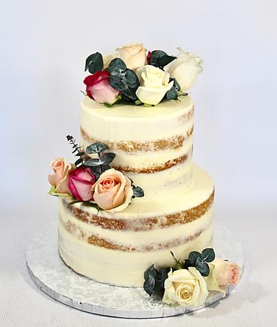 Semi naked cake  - Cake by soods