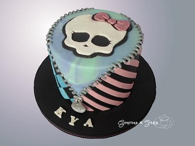 Monster High - Cake by GenerousTreats