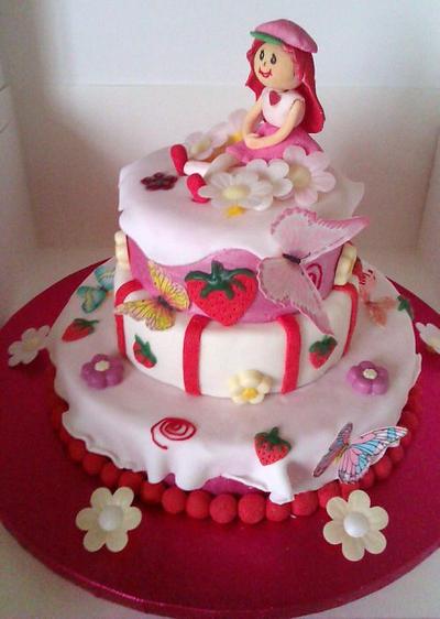 Strawberry Shortcake - Cake by PipsNoveltyCakes
