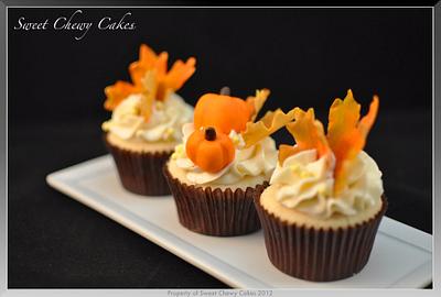 Autumn cupcakes - Cake by SweetChewyCakes