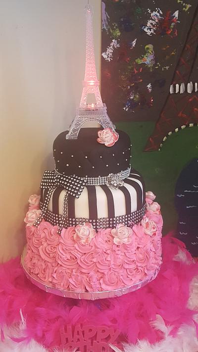 Paris Cake - Cake by cakegram