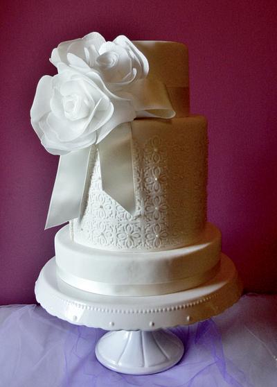 wedding white roses - Cake by Monia