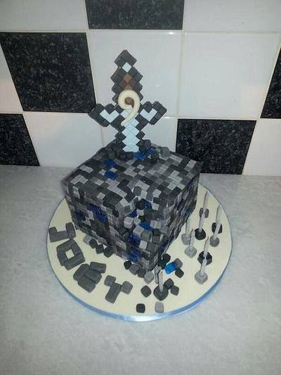 Joey's Minecraft  - Cake by The Midnight Baker