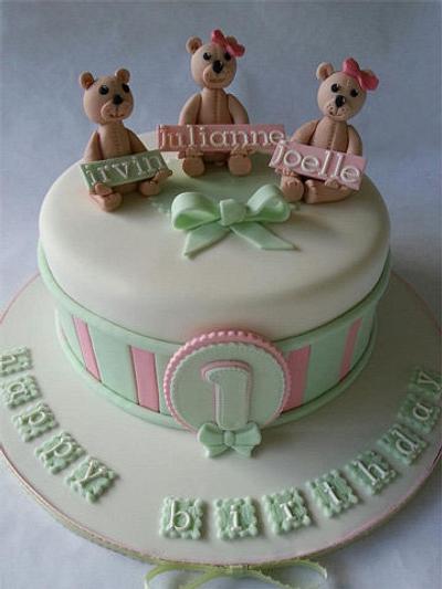 1st Birthday Cake - Cake by Cakery Creation Liz Huber