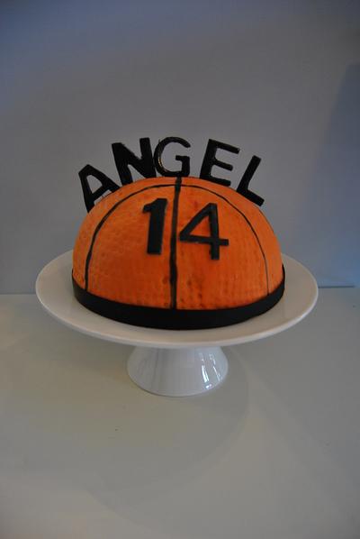 Basketball cake - Cake by Anse De Gijnst