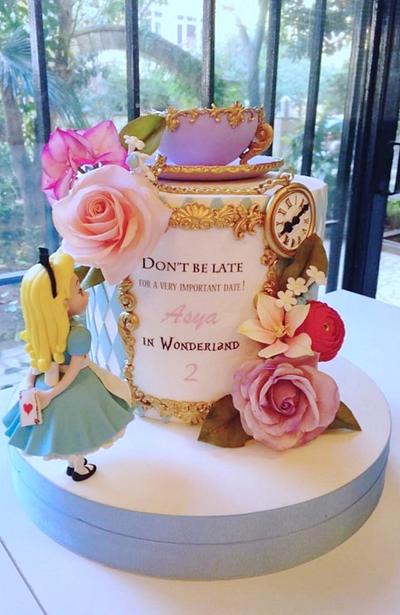 Floral Alice in Wonderland Cake - Cake by Sihirli Pastane