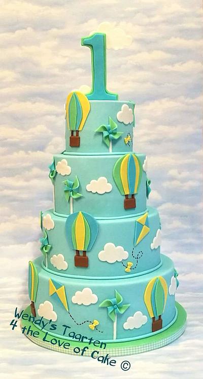 Clouds and hot air balloons - Cake by Wendy Schlagwein