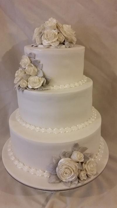 First attempt  at a proper wedding cake - Cake by joe duff