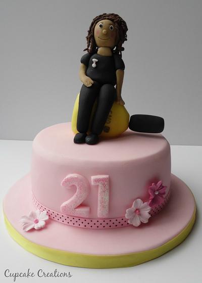Pink 21st nail queen cake - Cake by Cupcakecreations