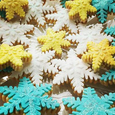 Snowflake cookies - Cake by Savitha Alexander