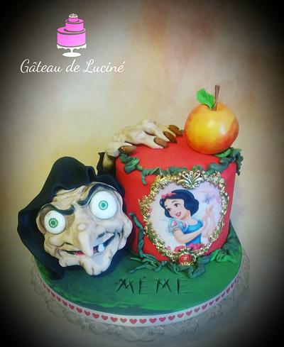  Evil Queen and Snow White  - Cake by Gâteau de Luciné